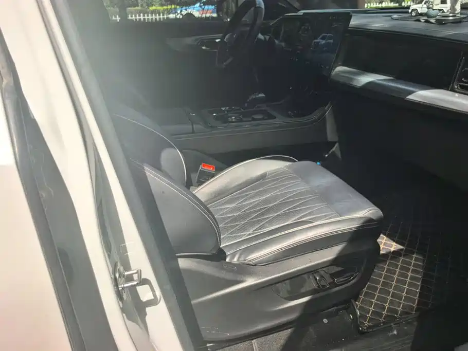 GAC Motor Trumpchi GS8 — миниатюра 8