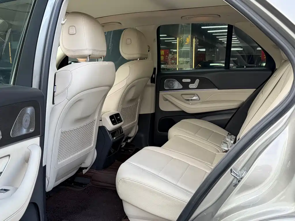 Mercedes-Benz GLE (Import) — миниатюра 11