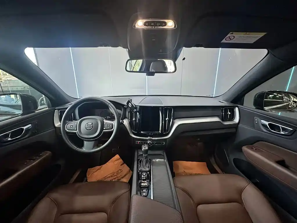Volvo XC60 — миниатюра 9