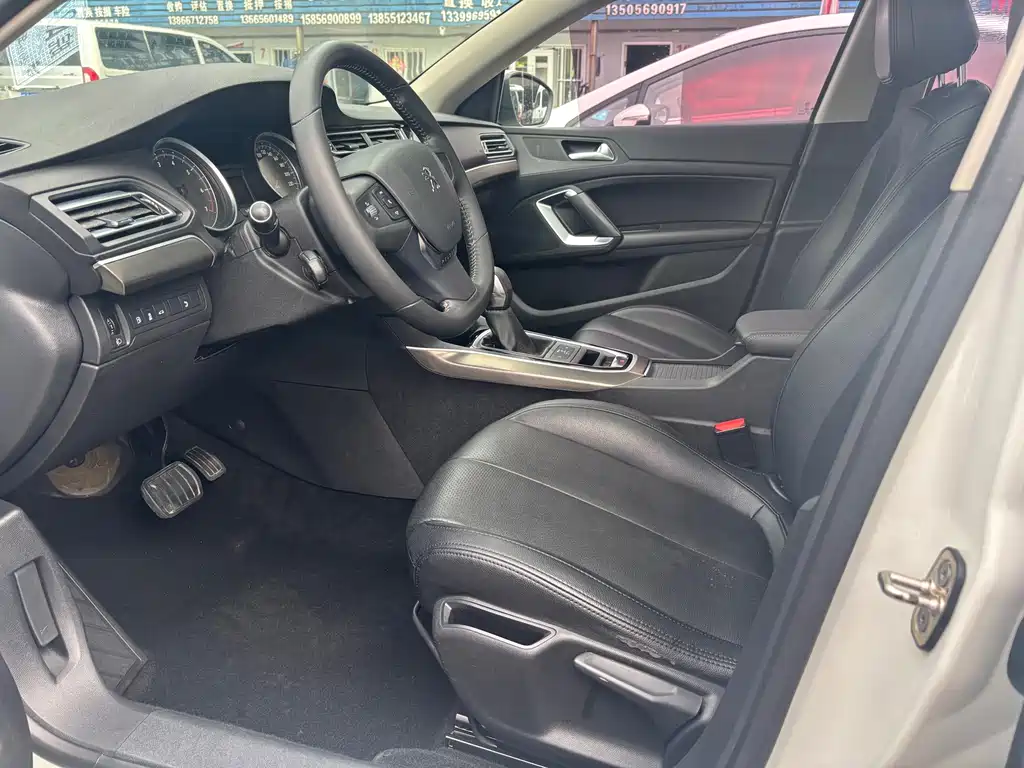 Peugeot 408 — миниатюра 7