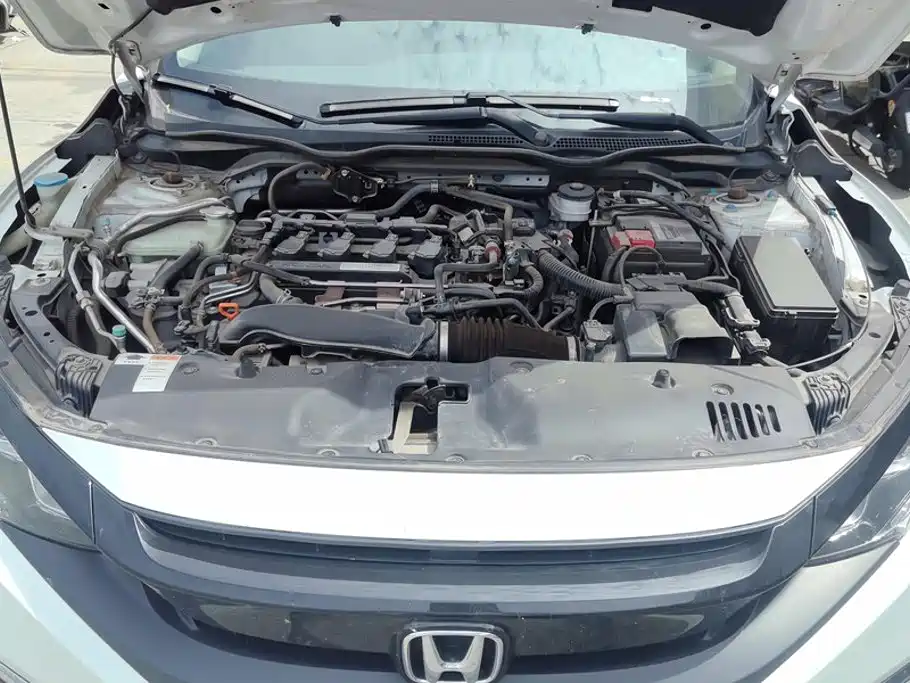 Honda Civic — миниатюра 10
