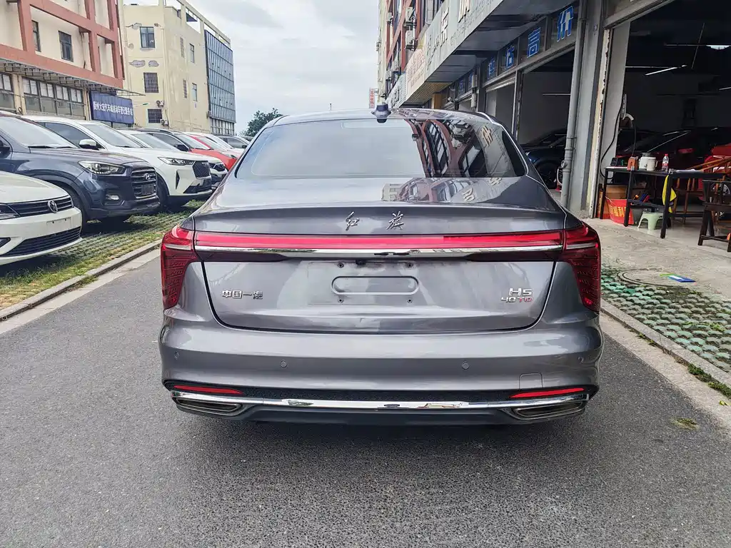 Hongqi Hongqi H5 — миниатюра 6