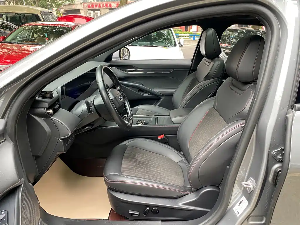 Ford Mondeo — миниатюра 9