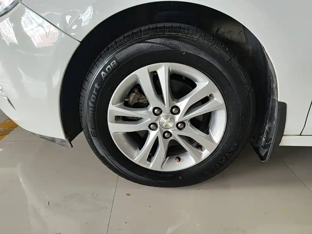 Chevrolet Cavalier — миниатюра 23