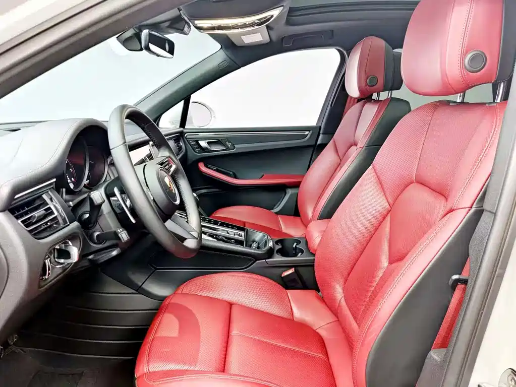Porsche Macan — миниатюра 13
