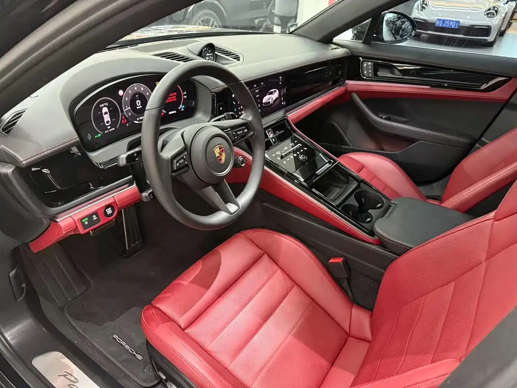 Porsche Panamera — миниатюра 8