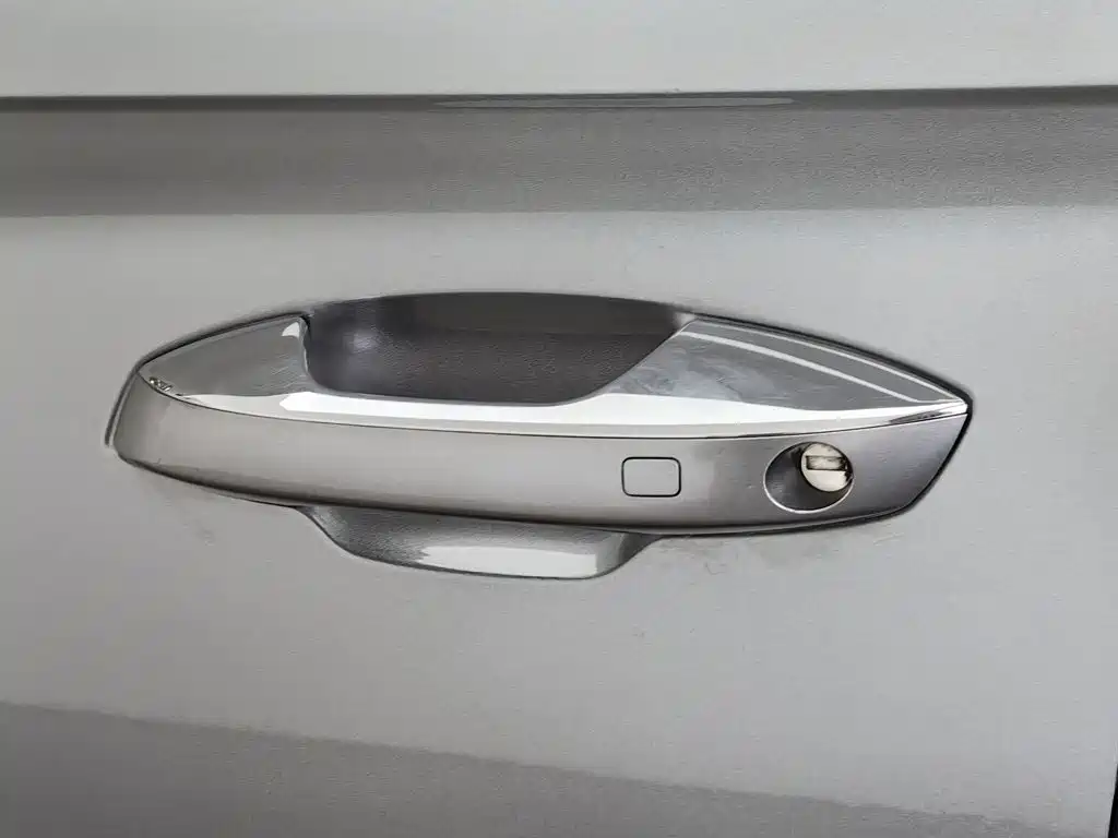 BYD PLUS New Energy — миниатюра 18