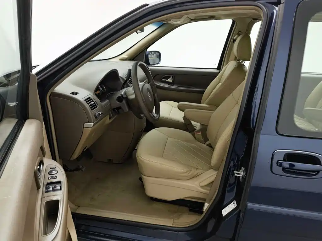Buick GL8 — миниатюра 10