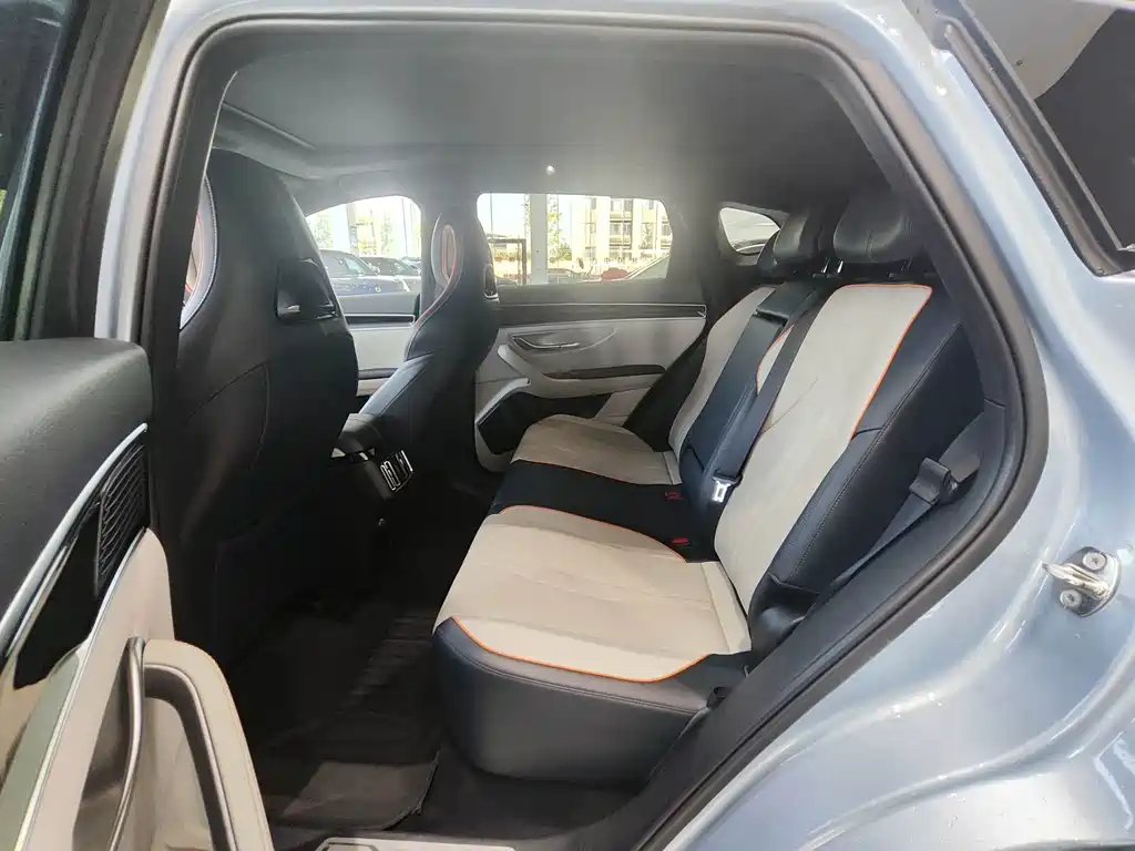 BYD PLUS New Energy — миниатюра 10
