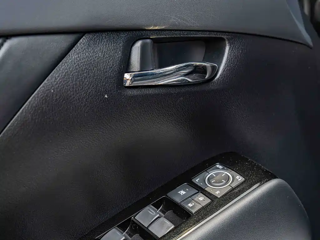 Lexus LM — фотографии объявления, Фото 18