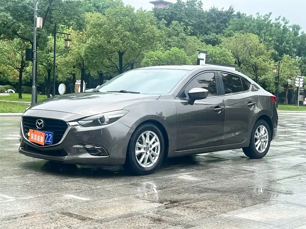 Mazda 3 Axela 2018