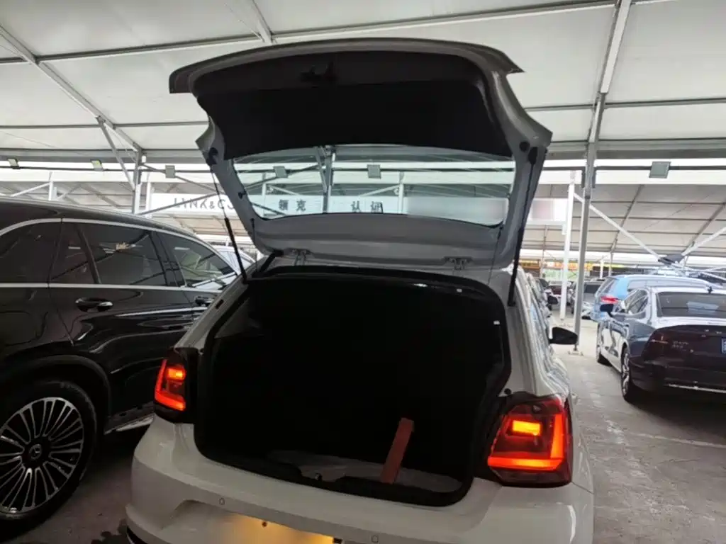 Volkswagen Polo — миниатюра 19