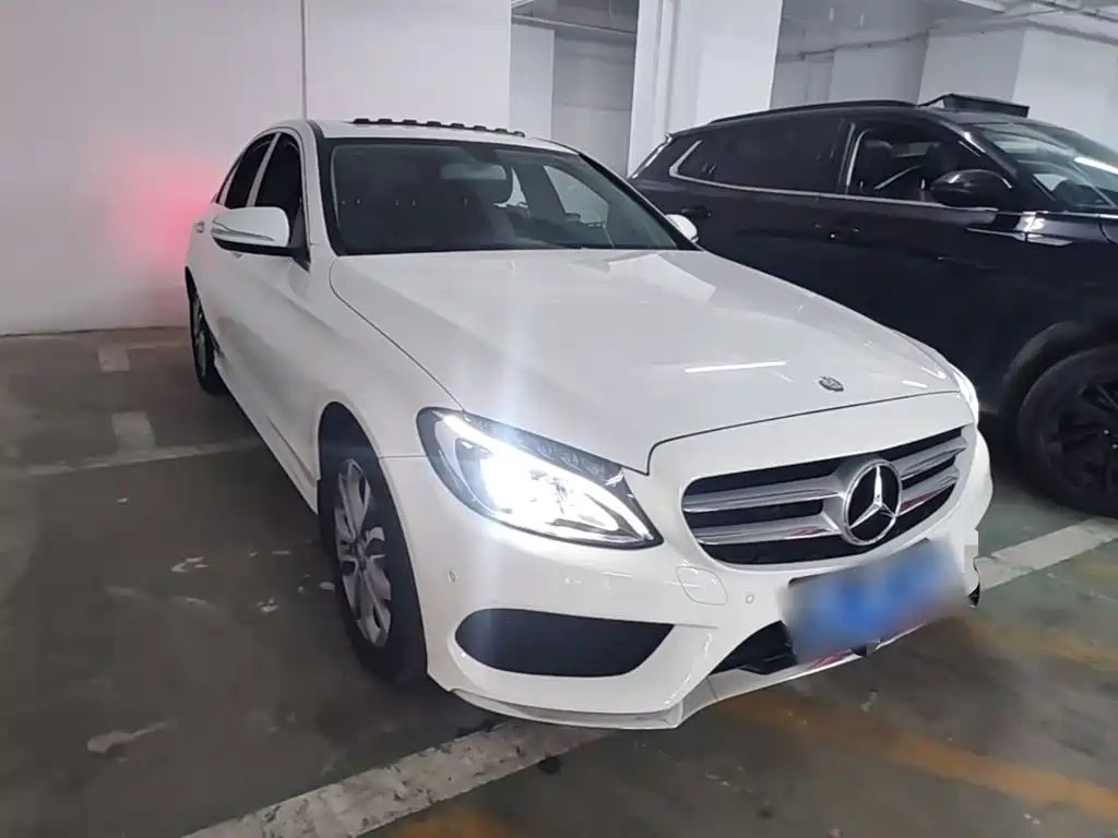 Mercedes-Benz C-Class — миниатюра 4