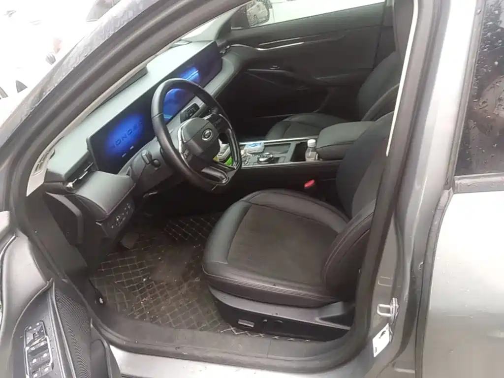 Ford Mondeo — миниатюра 15