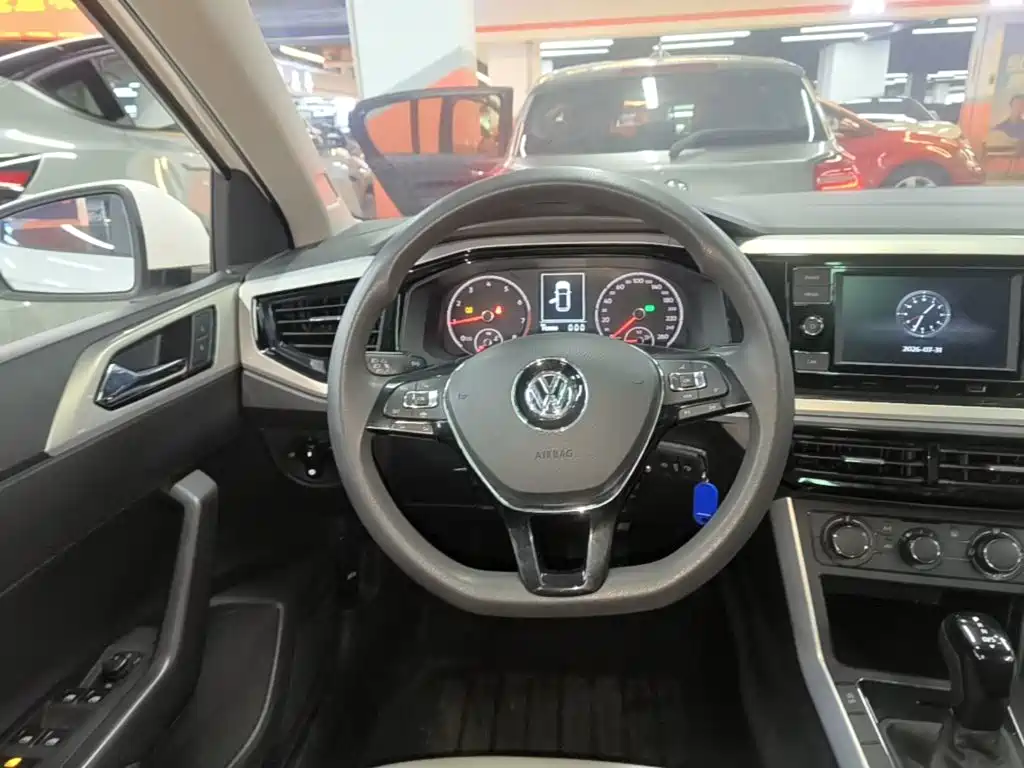 Volkswagen Polo — миниатюра 11