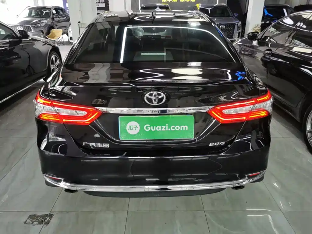 Toyota Camry — миниатюра 6
