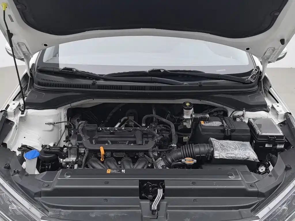 Hyundai Verna — миниатюра 6