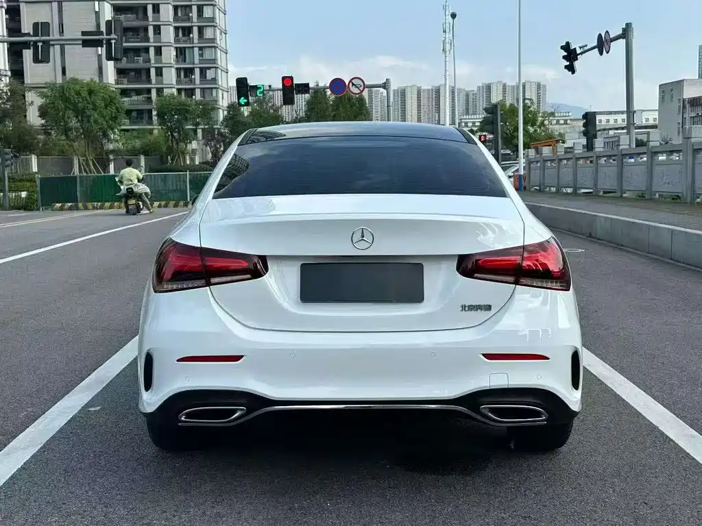 Mercedes-Benz A-Class — миниатюра 8