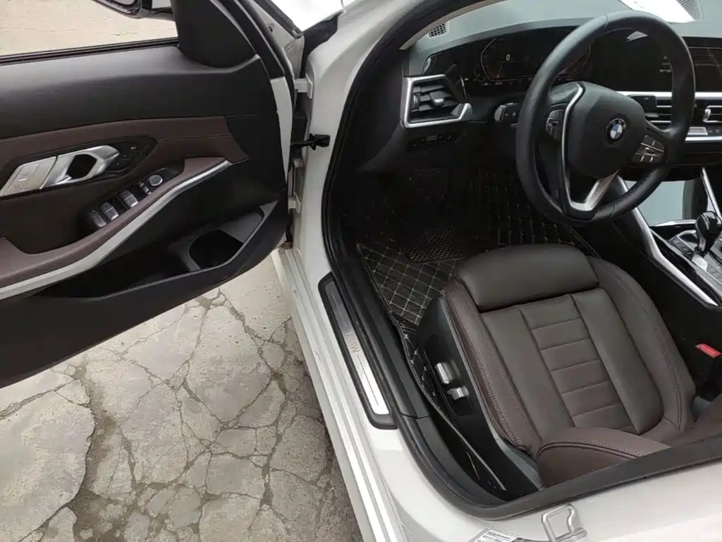 BMW 3 Series — миниатюра 16