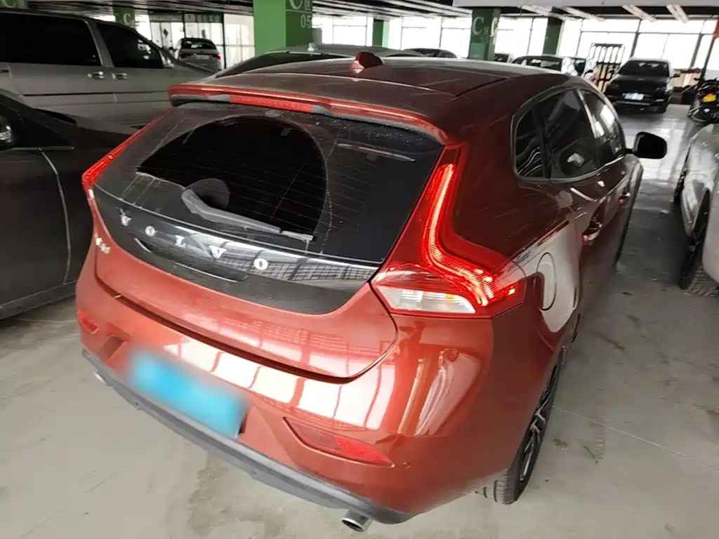 Volvo V40 2017 T3