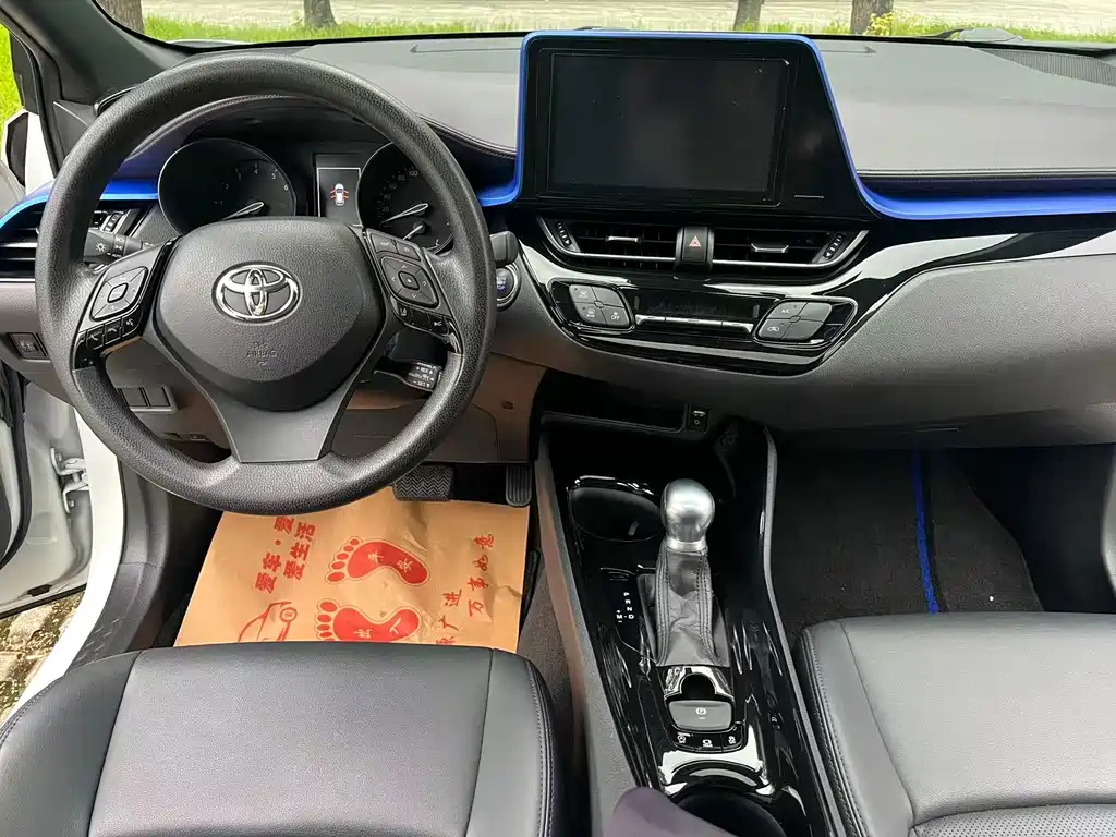 Toyota C-HR — миниатюра 10