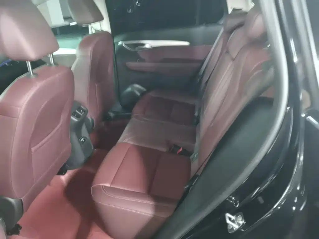 Buick Envision Plus — миниатюра 17