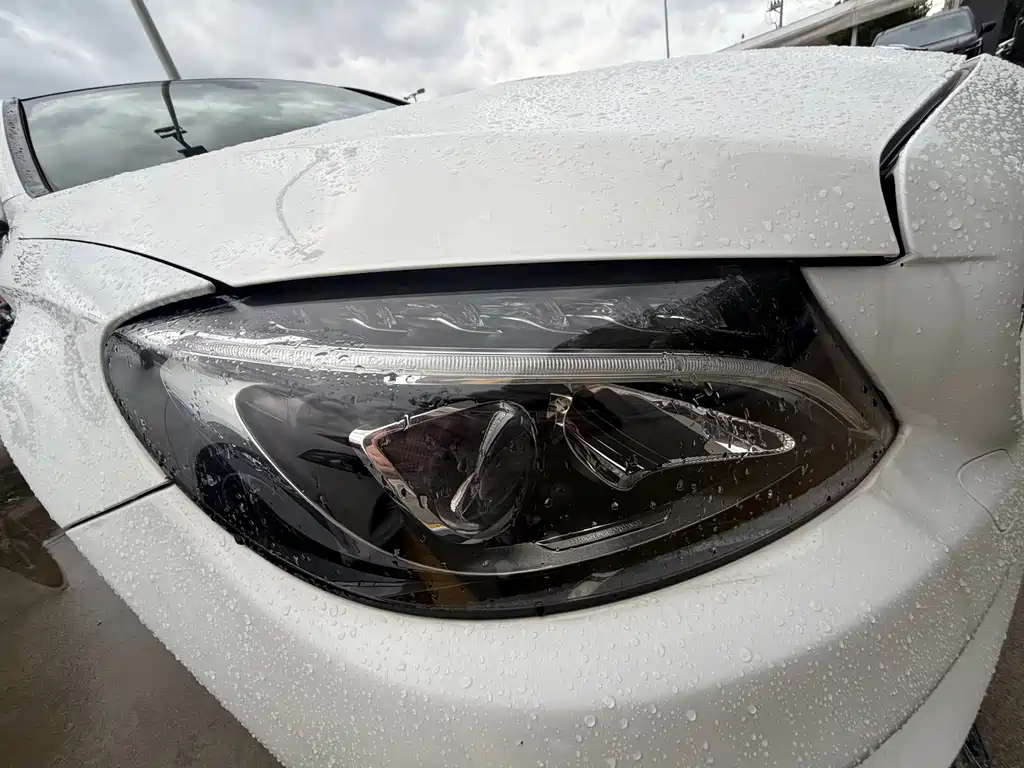 Mercedes-Benz C-Class — миниатюра 15