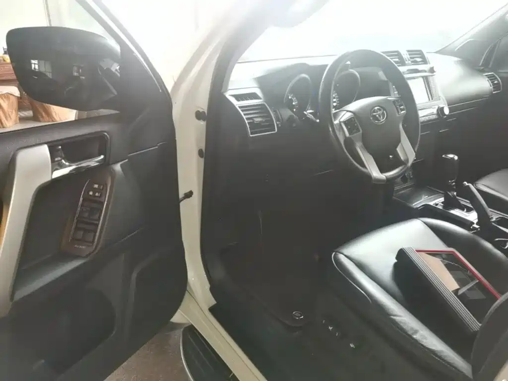 Toyota Prado — миниатюра 16