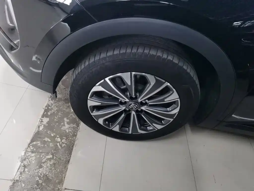 Buick Envision Plus — миниатюра 23