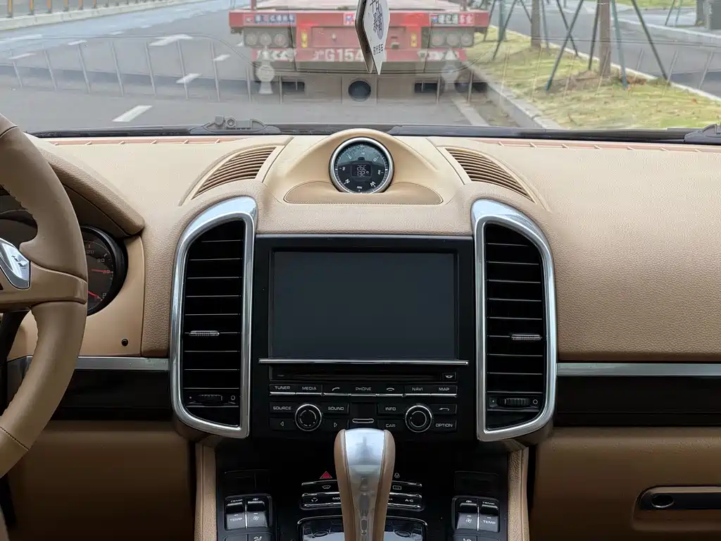 Porsche Cayenne 2011 Cayenne 3.0T