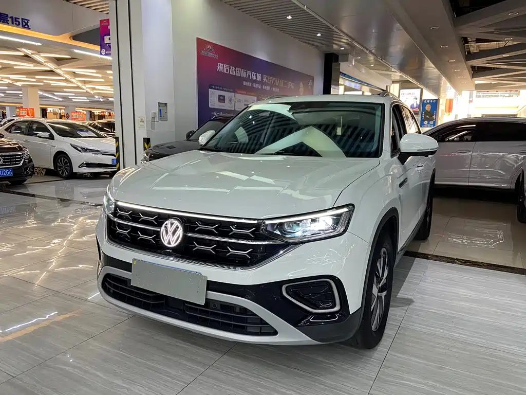 2023 Volkswagen Tayron - zdjęcie 1 z 26