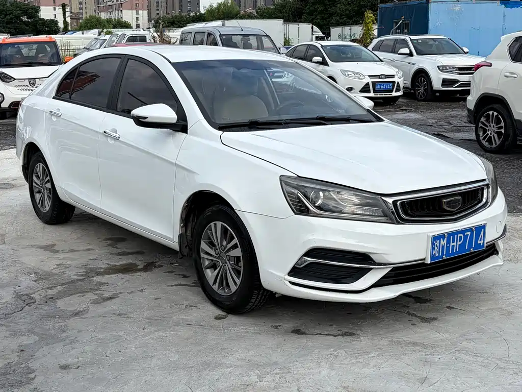 Geely Emgrand — миниатюра 3