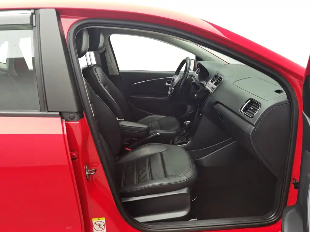 Volkswagen Polo — миниатюра 23