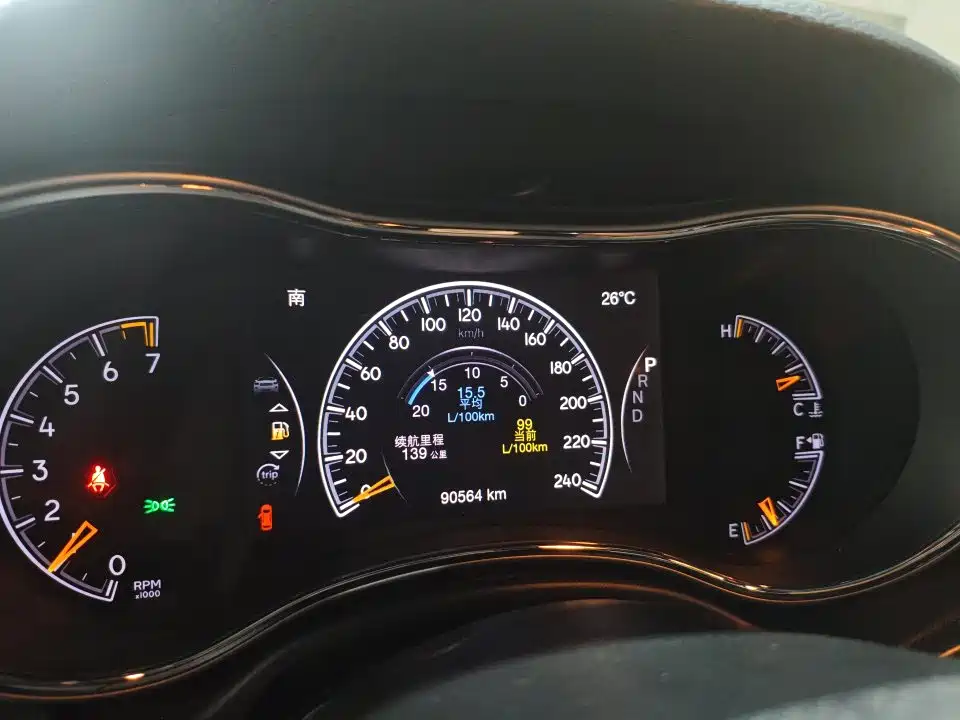 Jeep Grand Cherokee (Import) — миниатюра 4