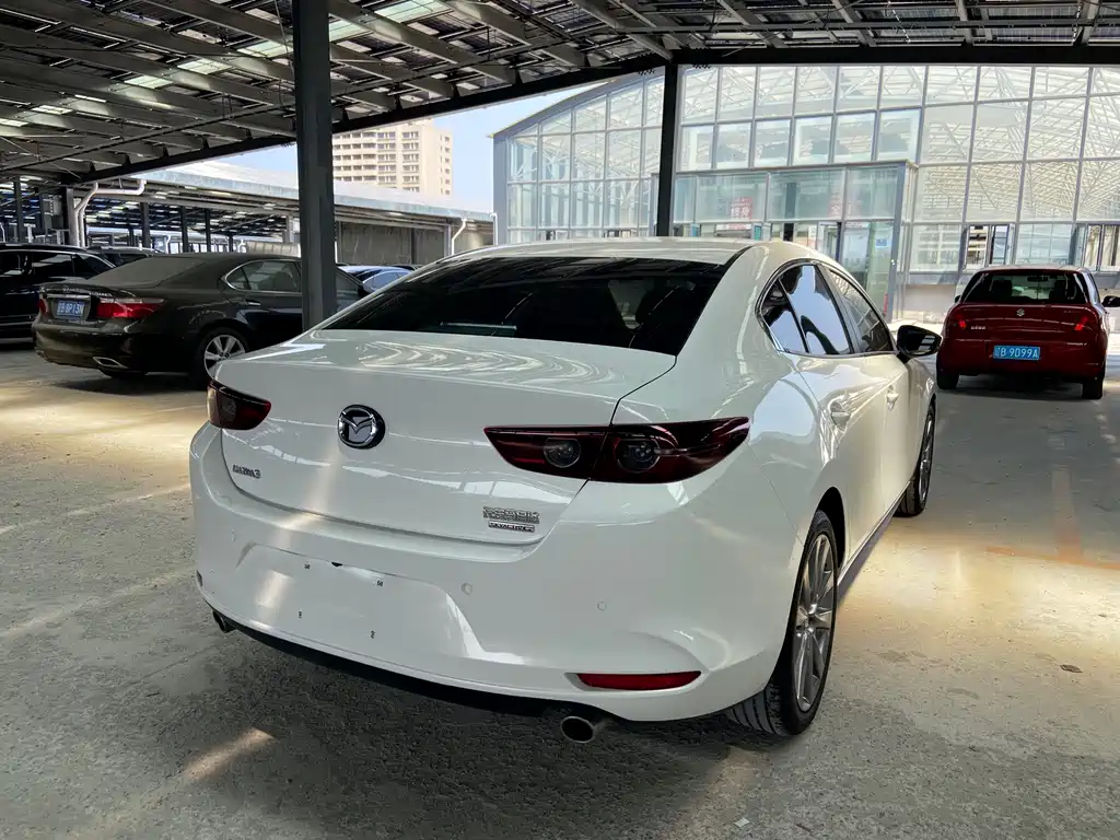 Mazda 3 Axela — миниатюра 4