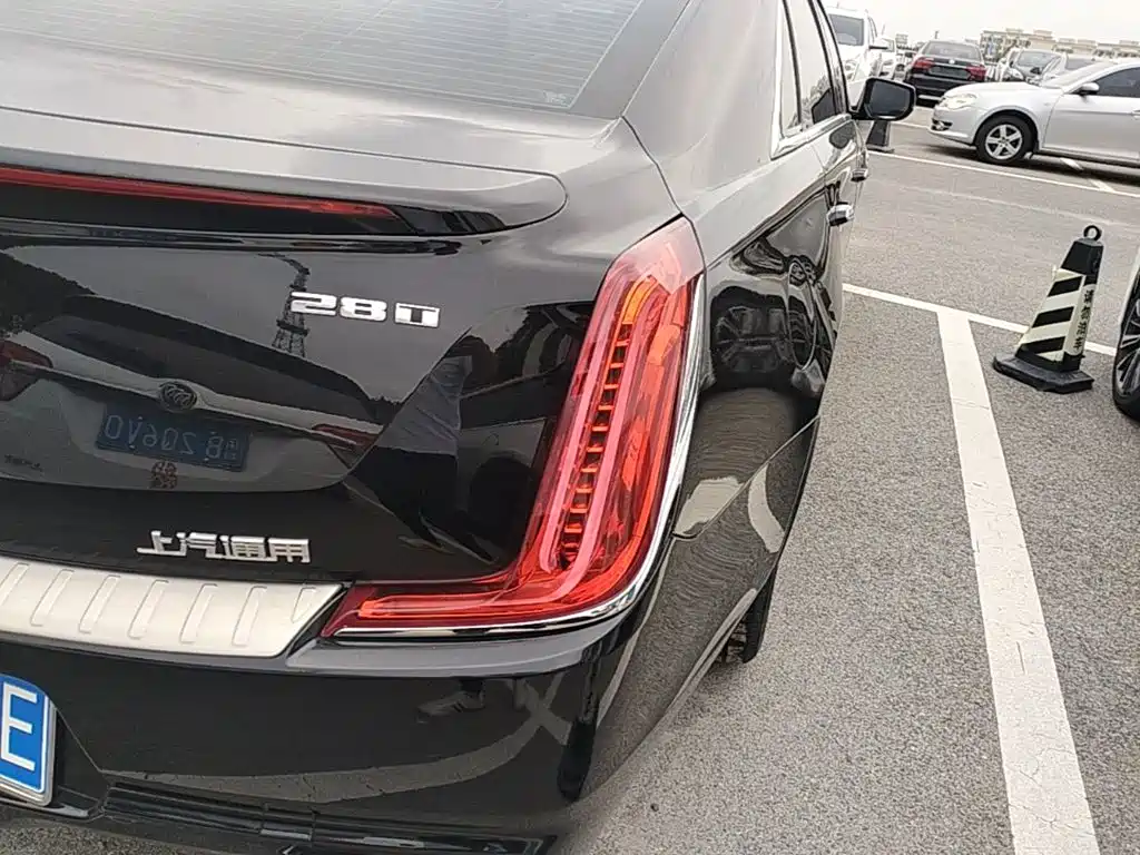 Cadillac XTS — миниатюра 8