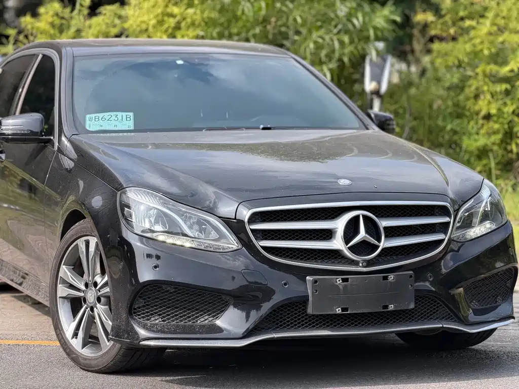 Mercedes-Benz E-Class — миниатюра 4