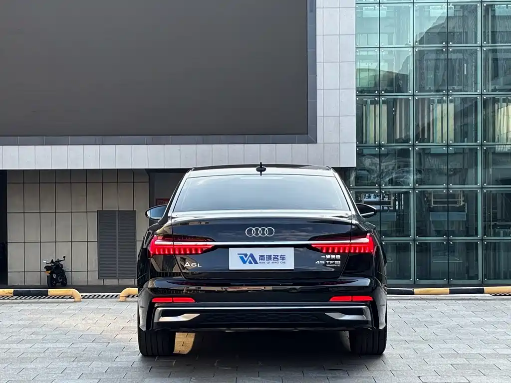 Audi A6L — миниатюра 7
