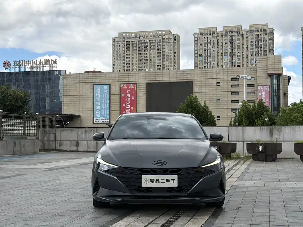 Hyundai Elantra — миниатюра 2