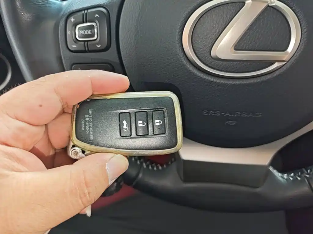 Lexus NX — миниатюра 9