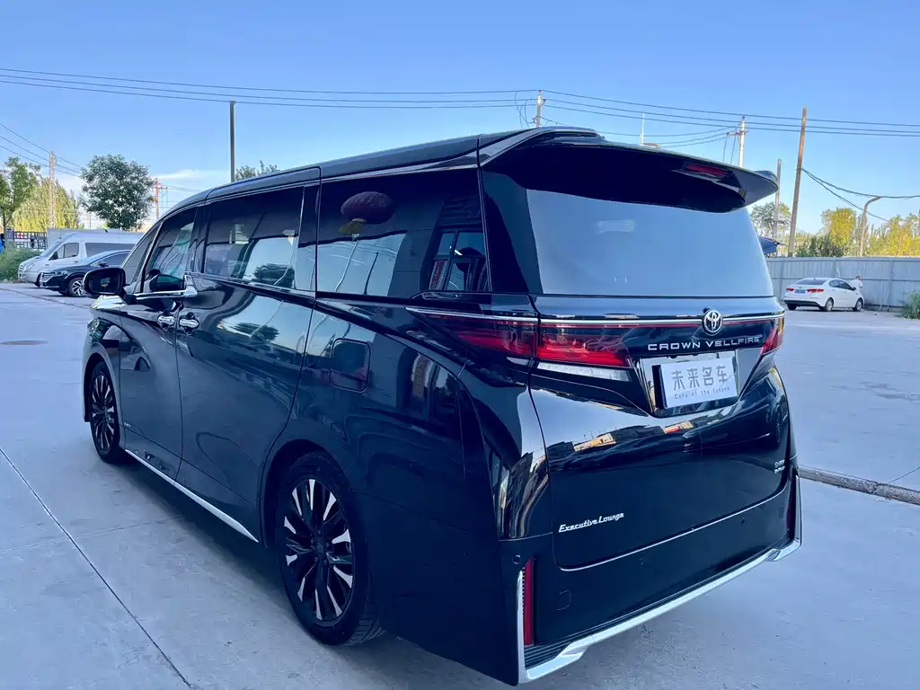 Toyota Vellfire — миниатюра 15