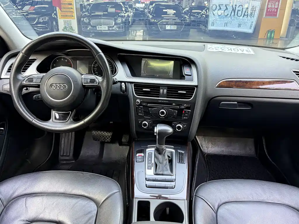 Audi A4L — миниатюра 4