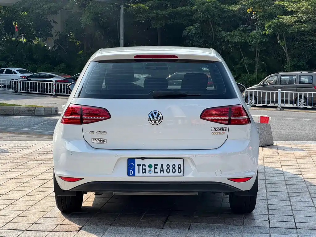 Volkswagen Golf — миниатюра 5