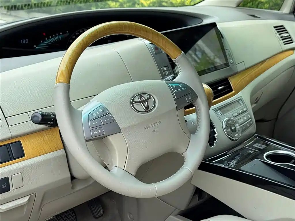 Toyota Previa 2006 2.4L 7 Luxury