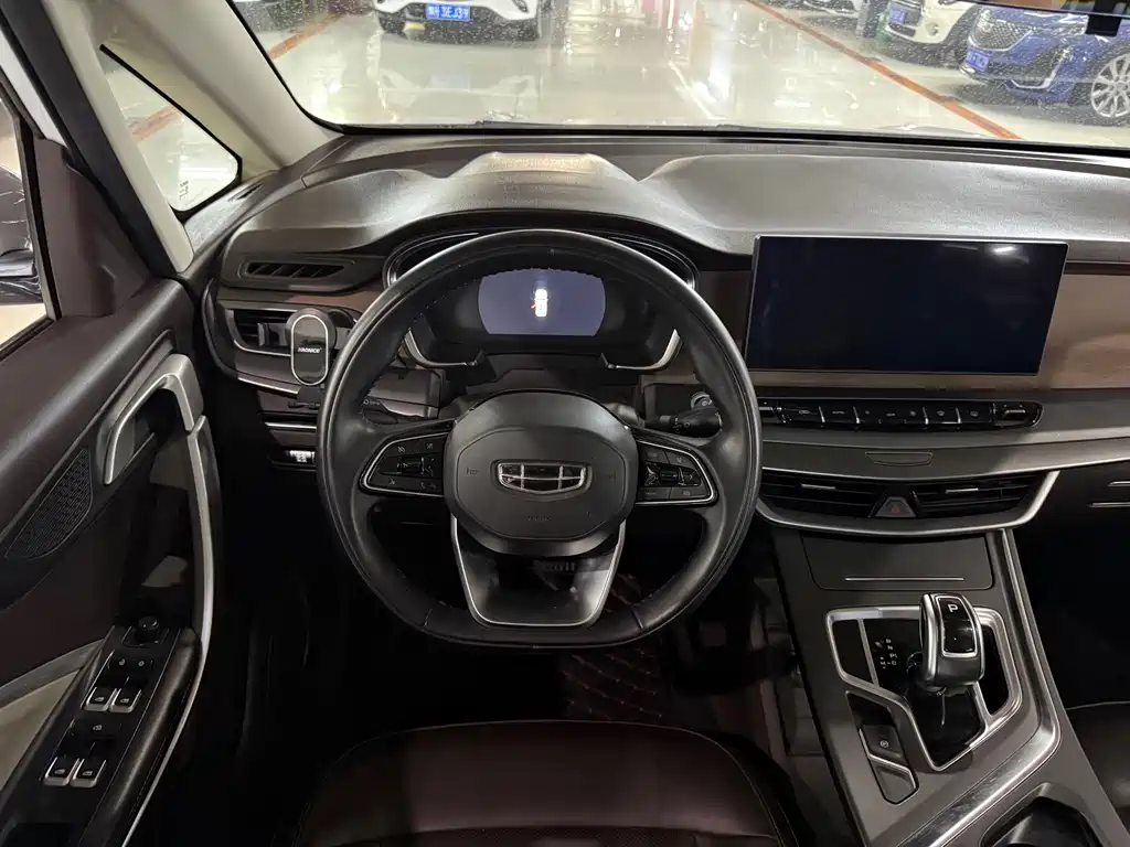 Geely Jia Ji — миниатюра 7