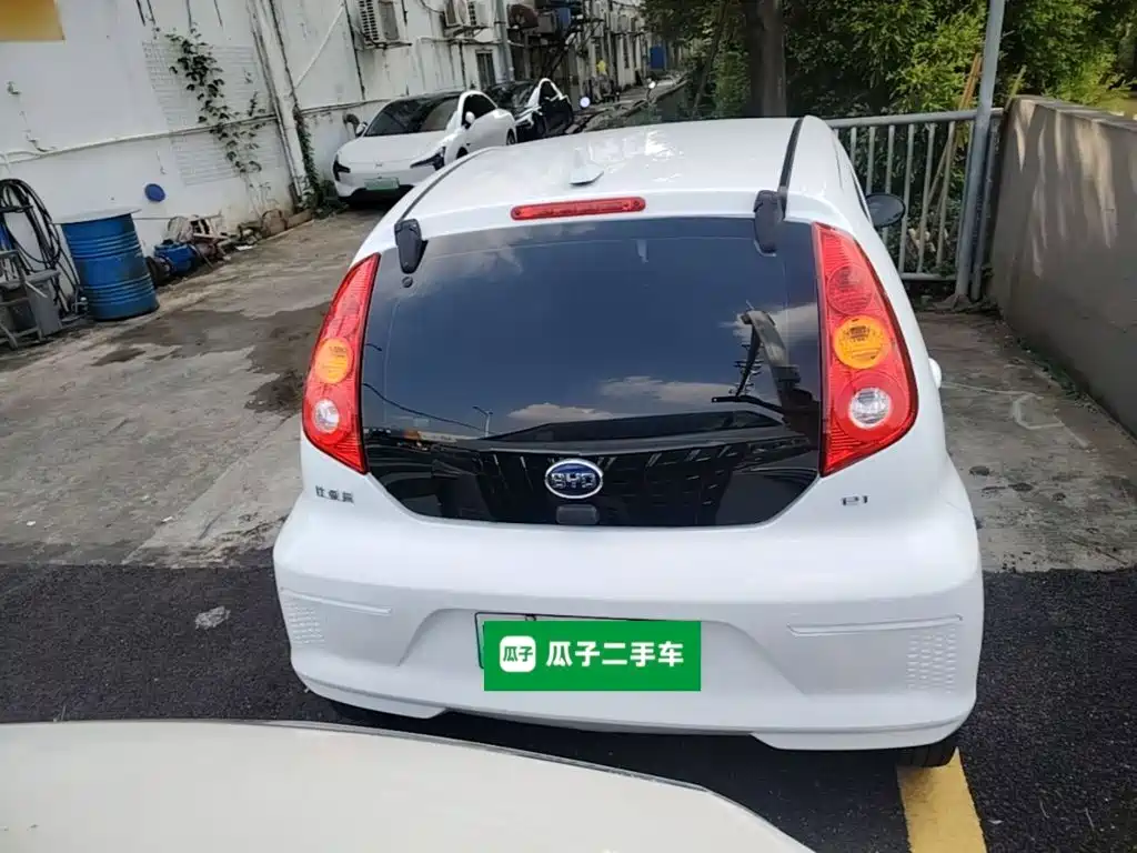 BYD e1 — миниатюра 6