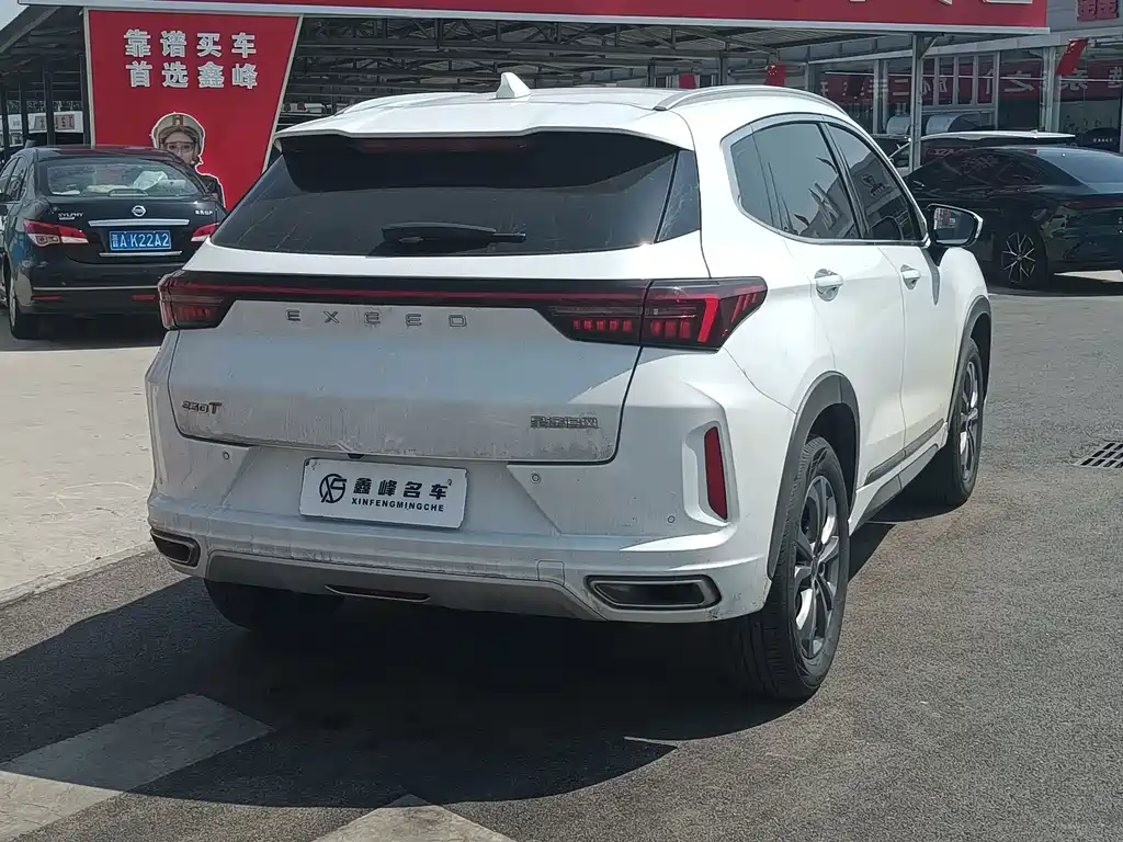 Exeed Zhaofeng — миниатюра 4