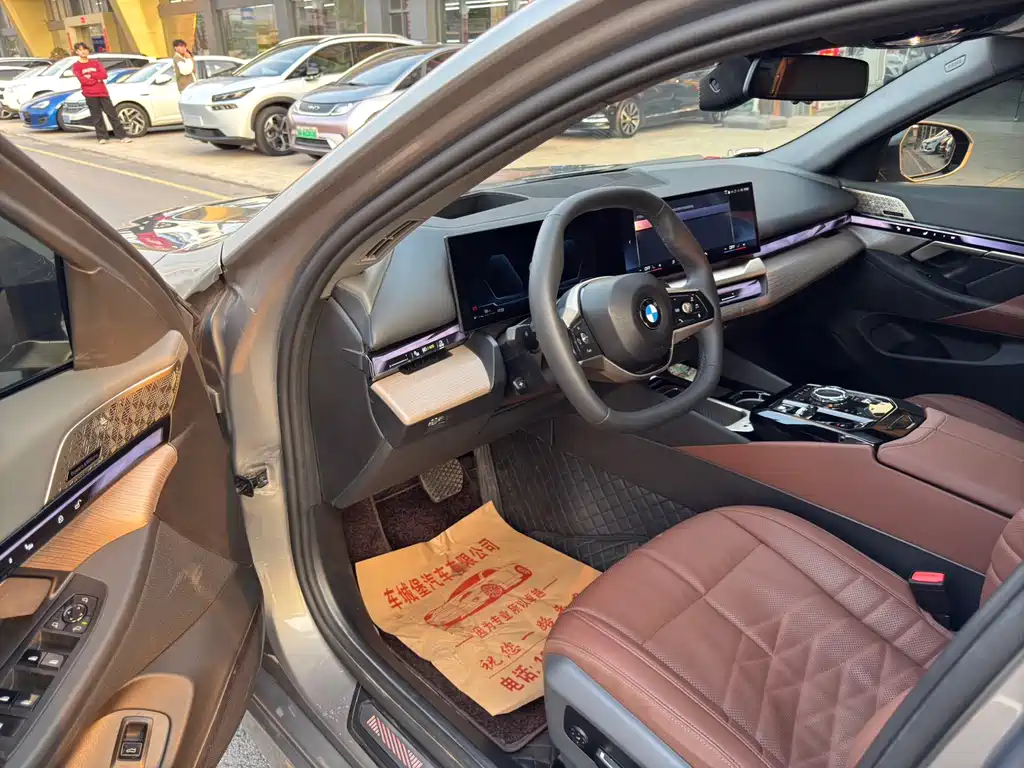 BMW 5 Series 5 2025 530Li Premium Luxury