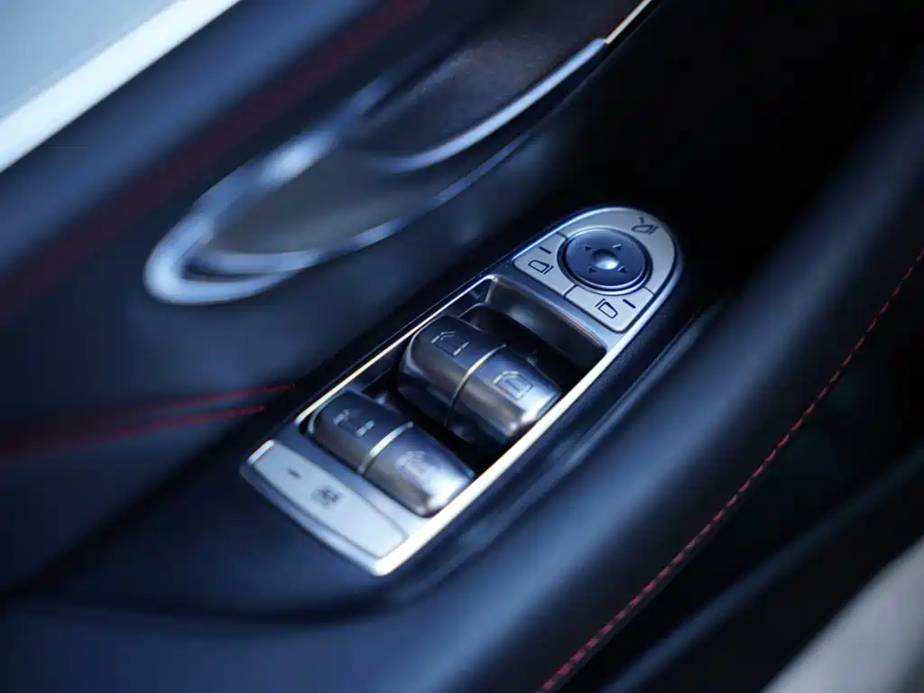 Mercedes-Benz E-Class AMG — миниатюра 16