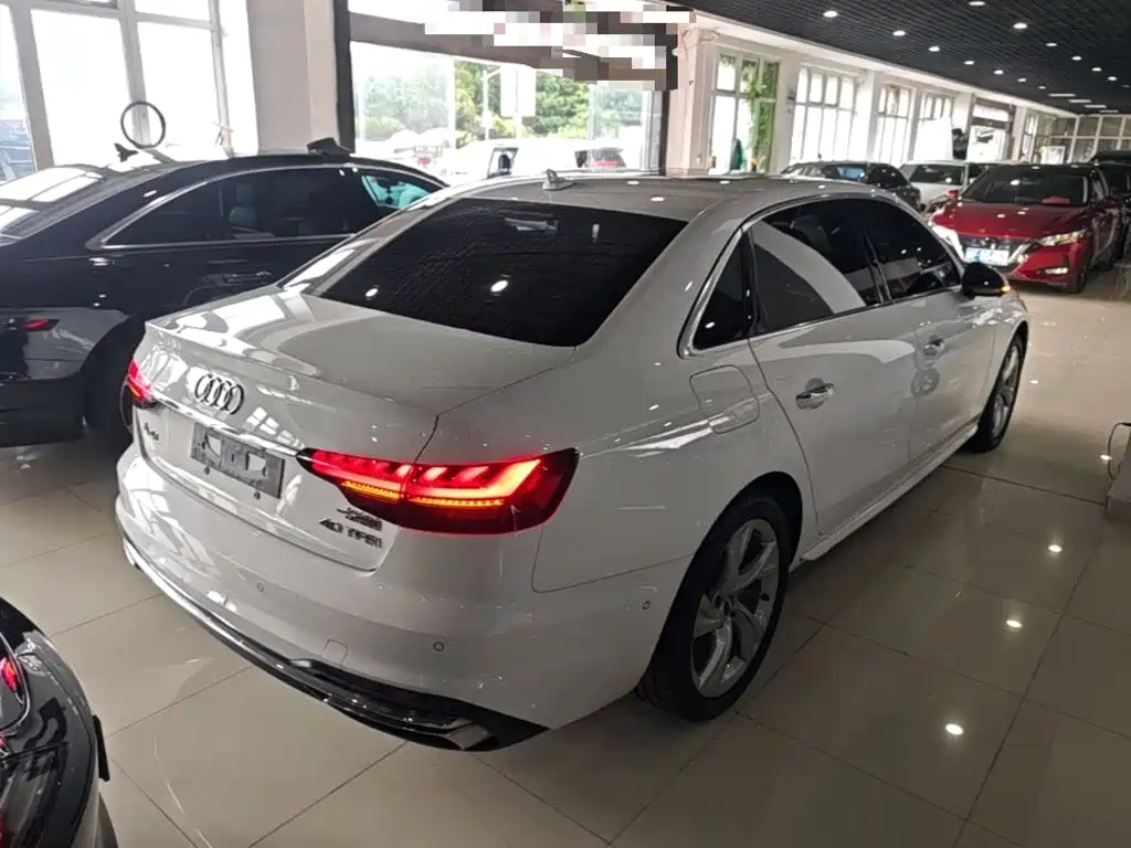 Audi A4L — миниатюра 7